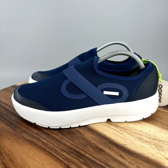Men\'s Size 11.5 - OOFOS OOMG Low Slip On Shoes Lightweight Recovery Sneaker Blue main image 5